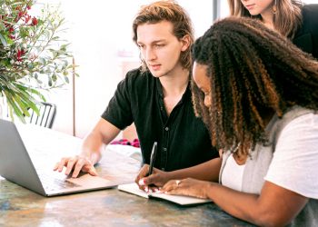 Dropified Vs Oberlo Chrome Extension