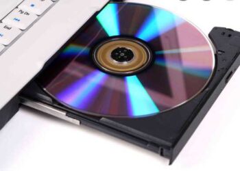 How to Install External CD Drive in Laptop