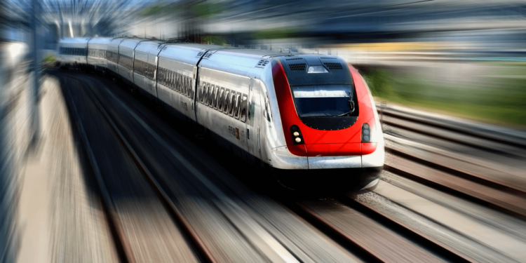 Explore the Advantages of Railroad Shipping & Effective Railroad Shipping Rate Negotiation