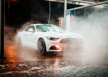 A GUIDE TO PRESSURE WASHING YOUR CAR