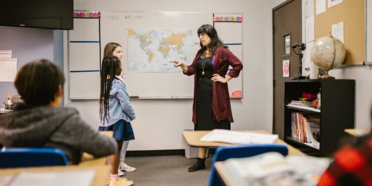 Get Your TEFL/TESOL Certificate Now and Teach Abroad