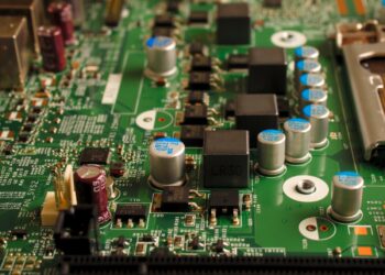 How to Maintain a Motherboard?