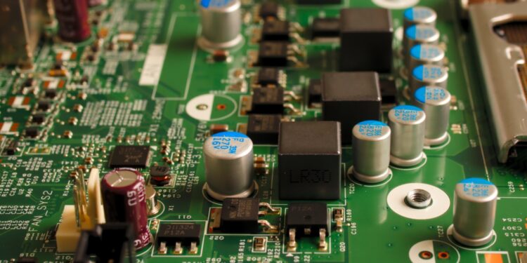 How to Maintain a Motherboard?