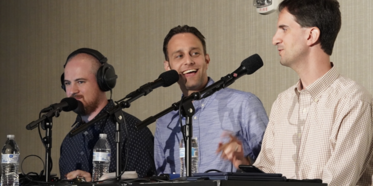 Top 10 Tech Podcasts You Should Listen to in 2022