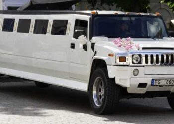 What to look for in wedding transportation and Limousine