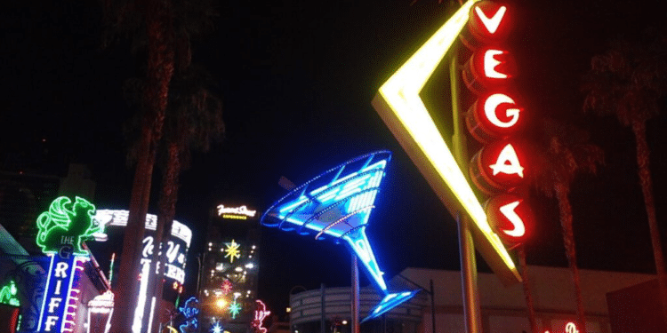 How to Manage Your Money as a Las Vegas Resident